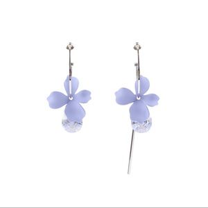 Flower earring